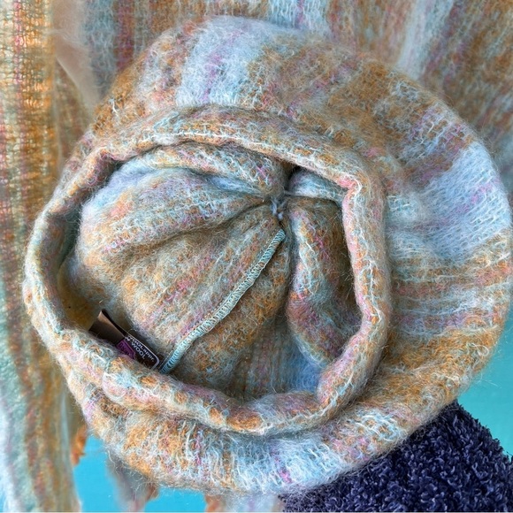 HEMMINGS IRISH MOHAIR WOOL HANDWOVEN SCARF WRAP AND BERET SET PASTEL EUC VINTAGE - Picture 4 of 7